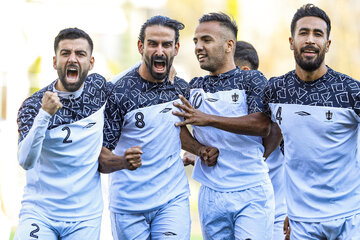 هفته سوم لیگ دسته سه کشور؛ شاهین تهران 2 - 1 مقاومت تبریز