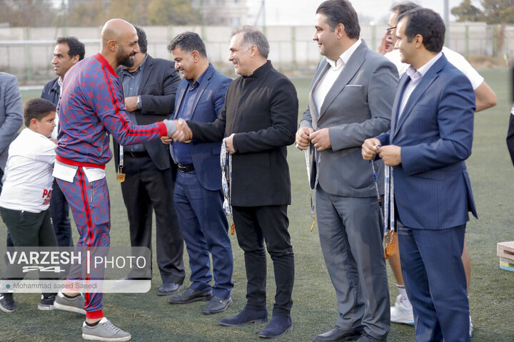 هفته 15 بزرگسالان دسته یک - پدیده رضا مهر 5 - 0 سپاهان تهران