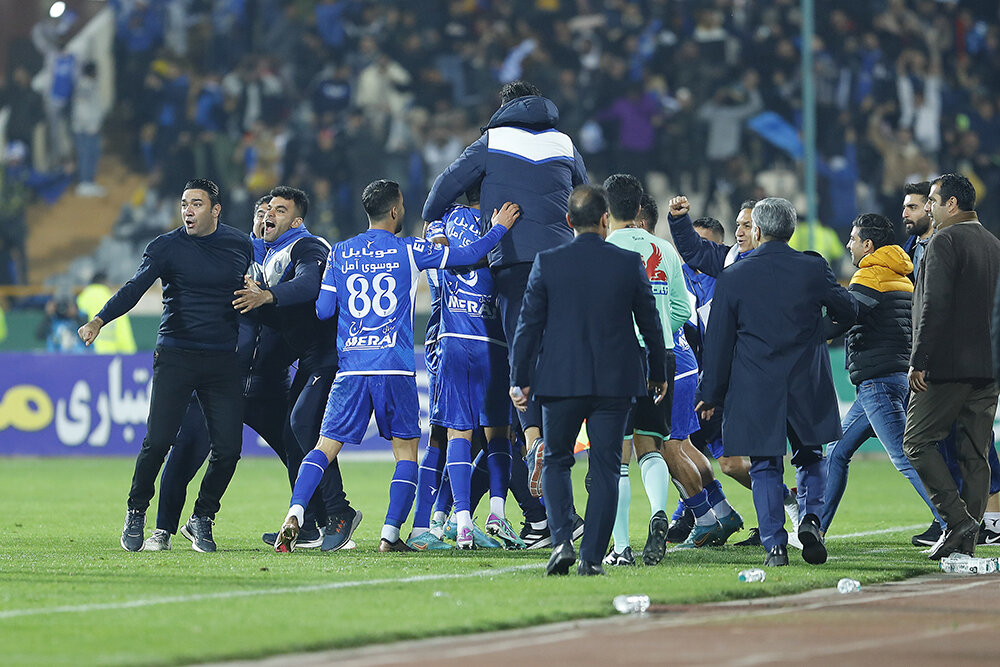 نکونام: هر جور دلم بخواهد خوشحالی میکنم!