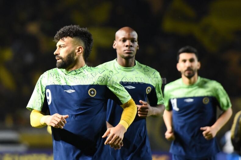 سپاهان 1 - الهلال 3: مرواید صرب علیه تیم ده نفره