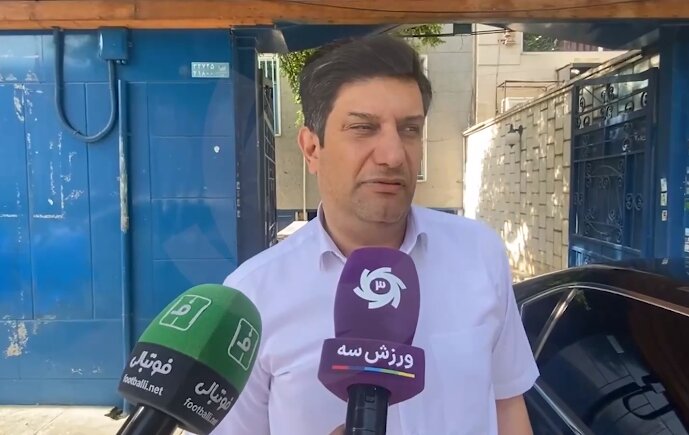 هاشمینسب خودش گفت نمیخواهد بماند سمیعی