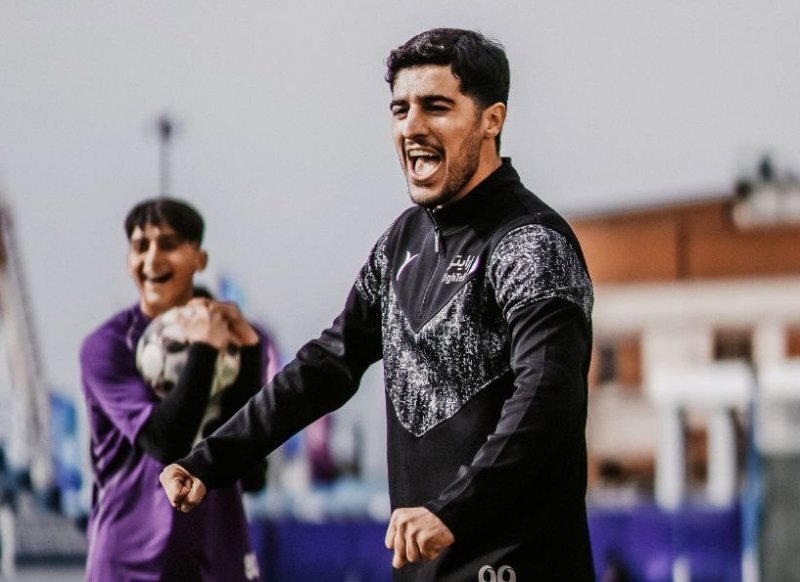 رسمی: قرارداد بازیکن جوان استقلال تمدید شد  امیرعلی صادقی