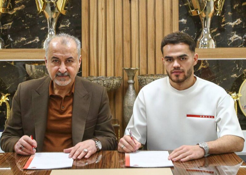 فوری، رسمی: بمب نقل و انتقالاتی پرسپولیس! اوستون اورونوف