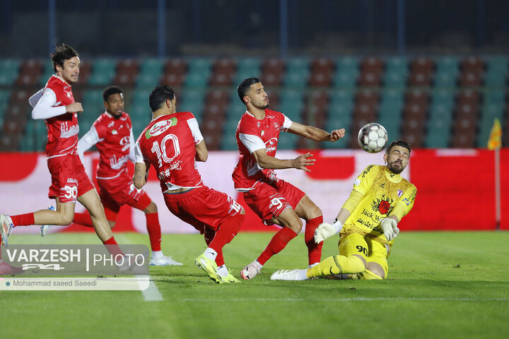 هفته 15 - هوادار 0 - 5 پرسپولیس