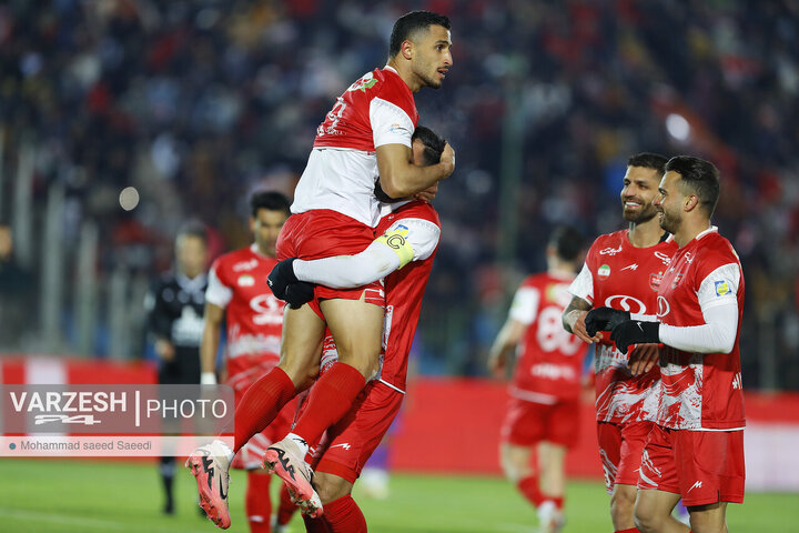 هفته 15 - هوادار 0 - 5 پرسپولیس