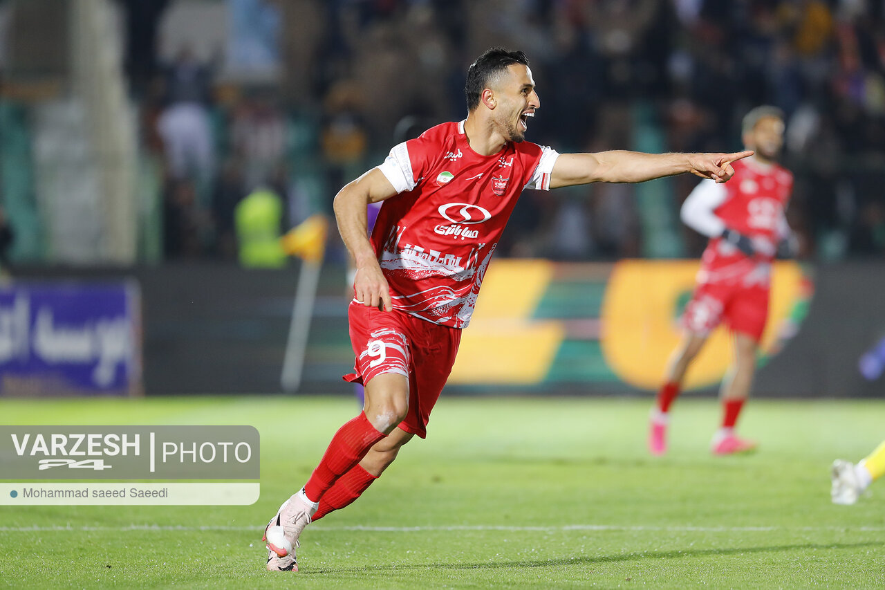 آقای گل دوباره اینجاست: عضوی از پرسپولیس! هفته 15 - هوادار 0 - 5 پرسپولیس