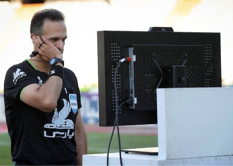 تکنسینهای VAR لیگ برتر اعتصاب کردند! تکنسینهای VAR