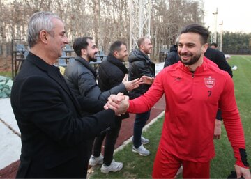 پیغام سرد و جدی کارتال در اولین ملاقات با بازیکنان!