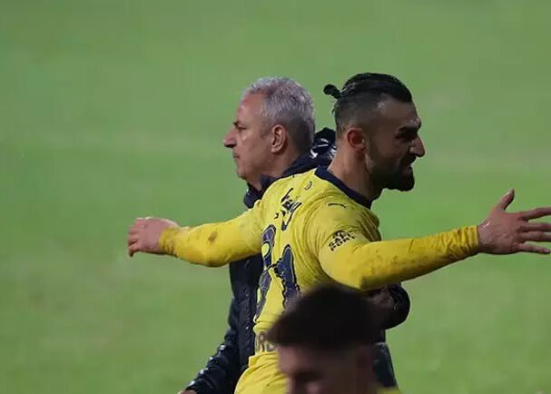 فاناتیک: دورسون اولین خرید کارتال برای پرسپولیس! اسماعیل کارتال