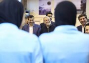 دیدار صمیمانه رئیس جمهور با تیم ملی فوتسال زنان