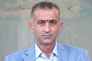 رسمی: فراز کمالوند سرمربی نساجی شد