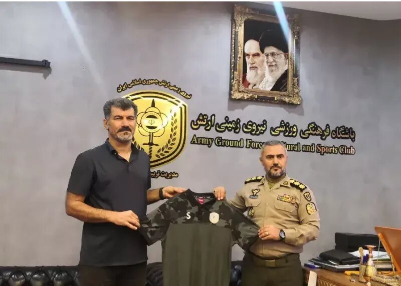 داریوش یزدی