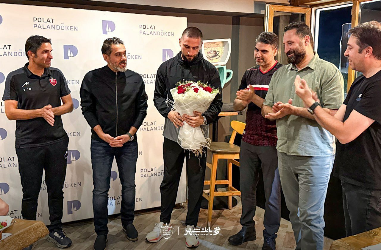 خداحافظ گندوز، امید دیدار در جام جهانی! (عکس) الکسیس گندوز