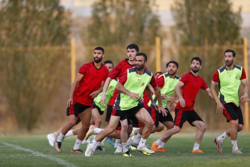 ورزشگاه انقلاب کرج