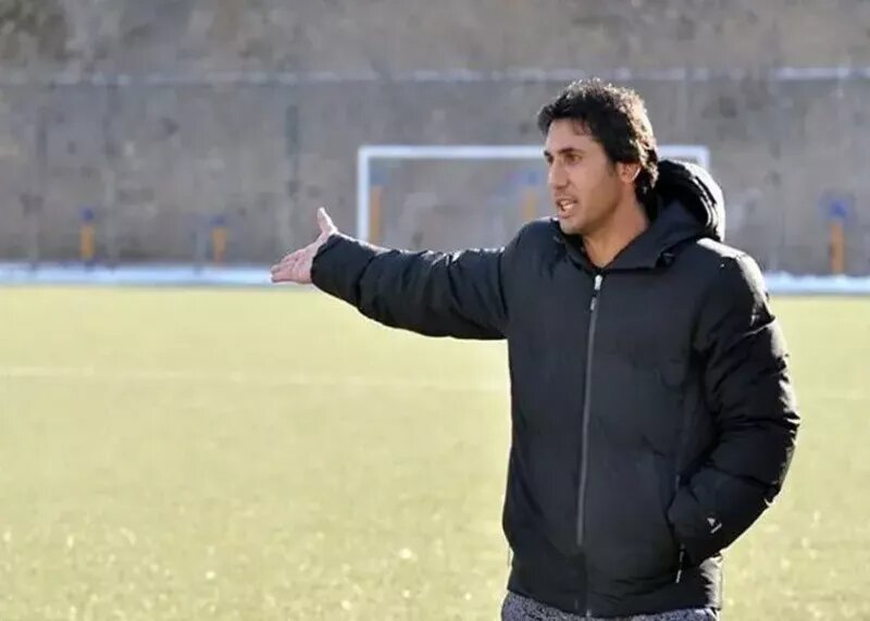 عباس آقایی از پرسپولیس استعفا داد عباس آقایی