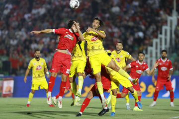 فجر ۲ - پرسپولیس ۱: حسرت صدرنشینی!