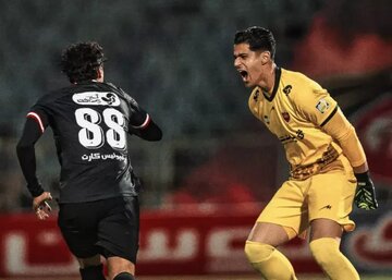 تراکتور ۱ - پرسپولیس ۱: نجات با کاشته جادویی باکیچ!