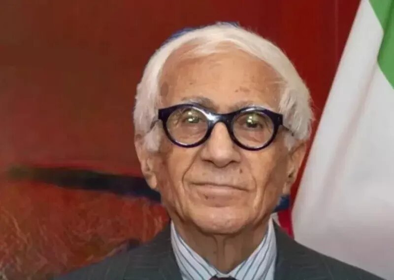 کامبیز آتابای