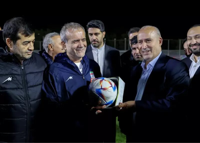 هدیه ویژه ملی‌پوشان به پزشکیان: بفرمایید تری‌اوندا