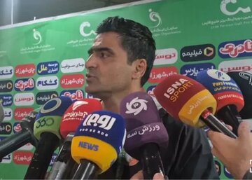 مربی پادیاب: چون آنها بزرگند حق ما خورده شد!