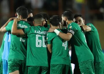 تراکتور در تبریز، حریف در استادیوم! (عکس)