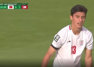 مهاجم ایران علیه گل نجات مهدوی! (عکس)