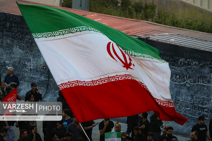 بدرقه امام خامنه ای در مصلی تهران