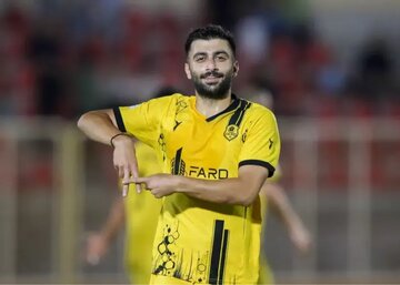 لیگ یک: صفایی فرد همچنان روی دور برد