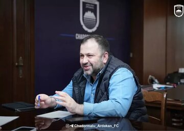 مدیرعامل چادرملو: تاج پاسخگوی این رسوایی باشد