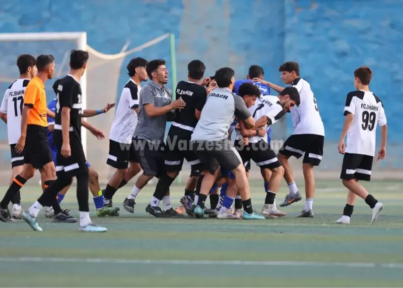 استقلال و شاهین