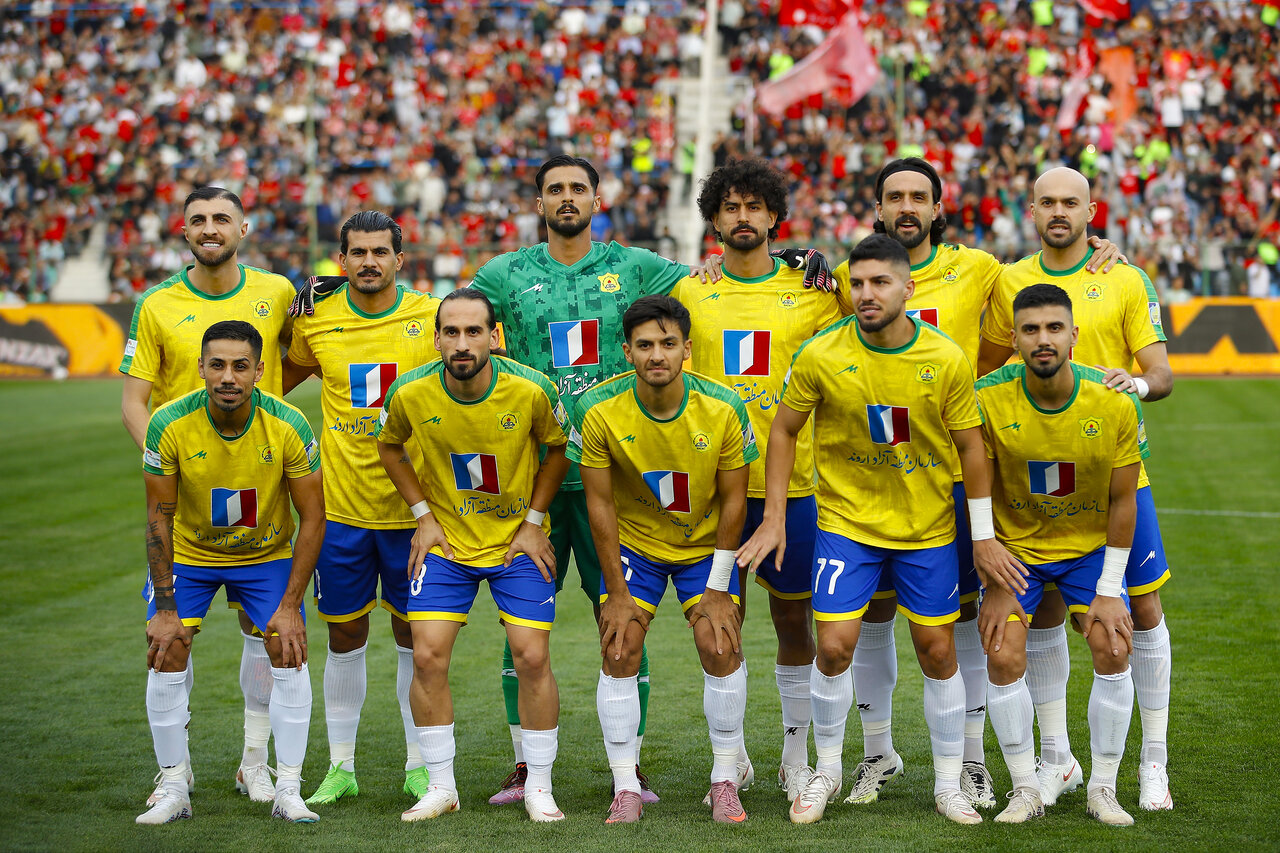 پرسپولیس ۳ - نفت ۱: یک قدم تا صدر!