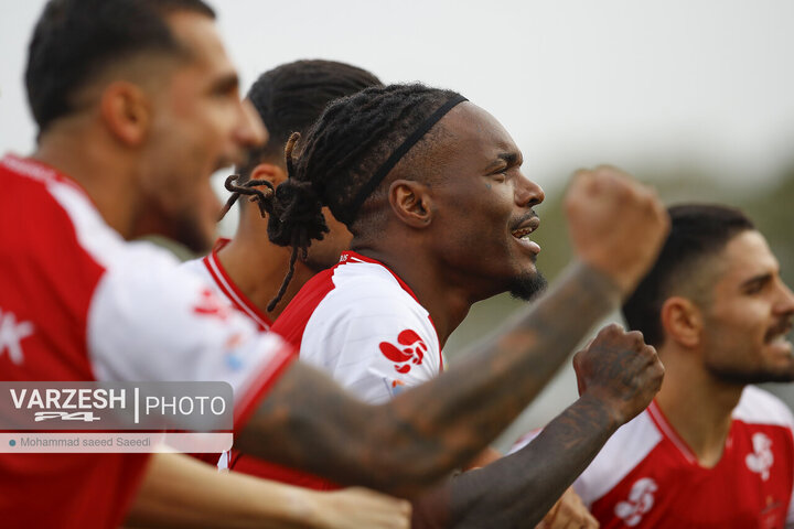 برد پرگل سرخ ها در هفته ۸؛ پرسپولیس ۳ - ۱ صنعت نفت آبادان